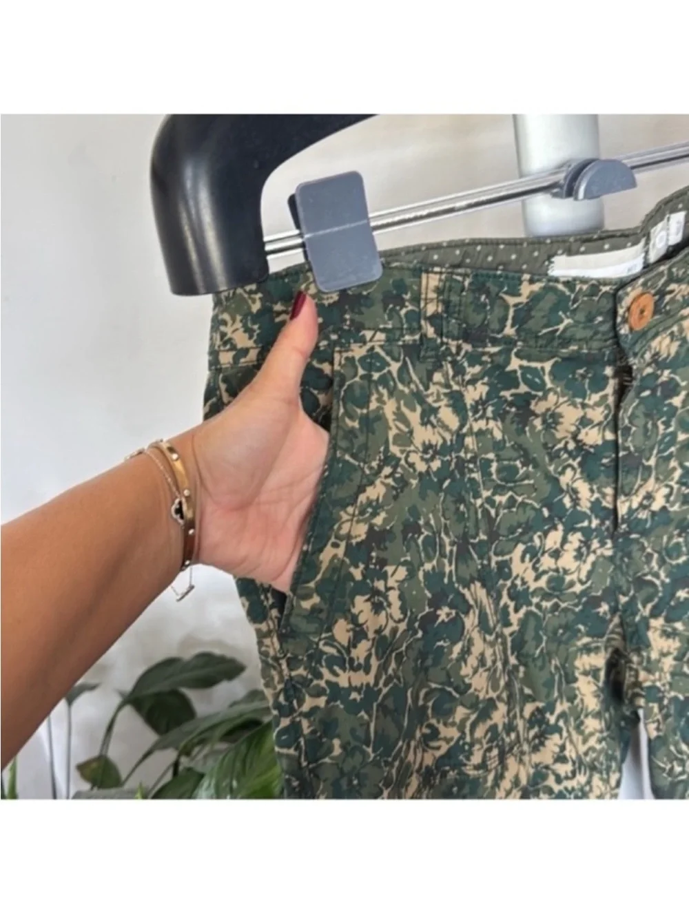 Anthropologie Hei Hei Sylvan Camo Moto Pants Sz 31 Camo Casual Ankle length
